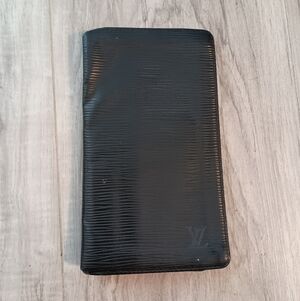 Louis Vuitton Epi Leather Black Long Flap Bifold Wallet